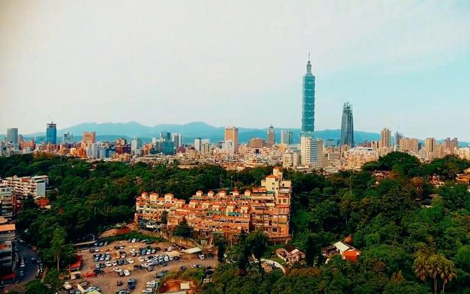 台湾，地理、历史、文化与现状概览